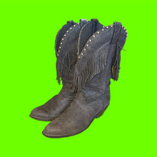 Load image into Gallery viewer, Black Fringe Boots with Studs
