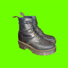 Load image into Gallery viewer, Platform Doc Martens
