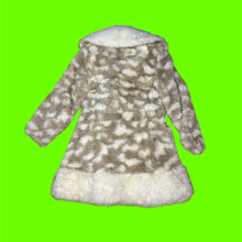Load image into Gallery viewer, 70’s faux fur coat
