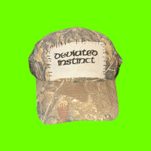 Load image into Gallery viewer, Real Tree Deviated Instinct Hat
